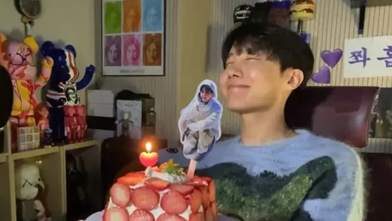 Jhope totoro sweater sales