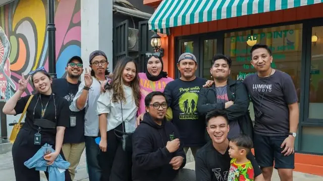 6 Potret Baim Wong saat Jadi Sutradara, Tak Pernah Dapat Komplain