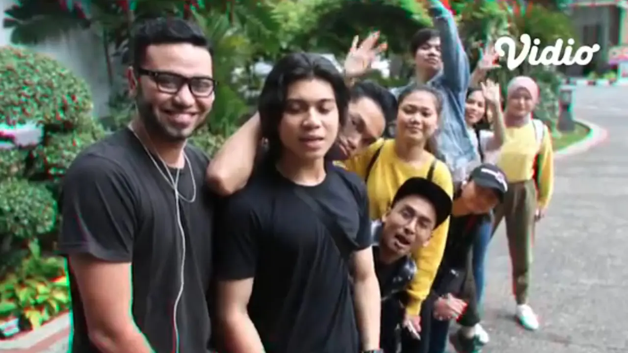 Lihat Keseruan Peserta Top 9 D'Academy Asia 5 Jalan-jalan Bareng. sumberfoto: Vidio