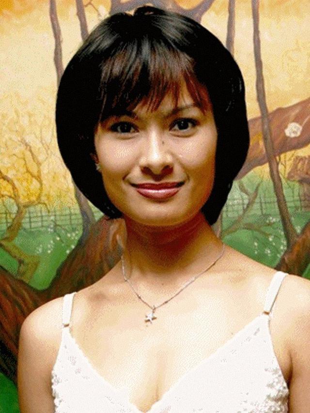 Potret Jadul Iis Dahlia, Cantik Sedari Dulu