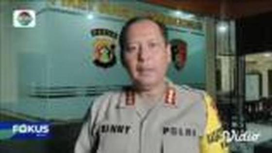 Fokus Pagi : Warga Kepung Perampok Bersenjata Api Sebuah Toko Pakaian di Probolinggo