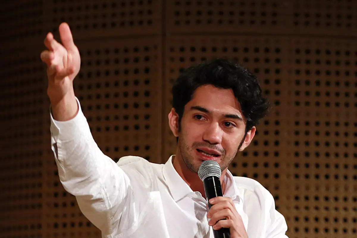 [Bintang] Reza Rahadian Ungkap Uneg-Unegnya Tentang Industri Film Tanah Air