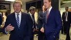 Usai laga persahabatan melawan Peru, Pangeran William mengunjungi pemain Timnas Inggris di ruang ganti pemain di Stadion Wembley, London, (31/5/2014). (REUTERS/Michael Regan)