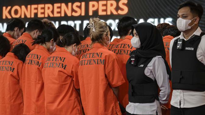 Dendam Lama Meledak, Pria Ini Bacok Kerabat Saat Bertemu di Jalan