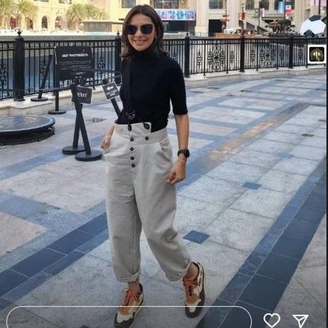 Nonton Piala Dunia 2022 di Qatar, Berapa Harga Sepatu yang Dipakai Najwa Shihab?