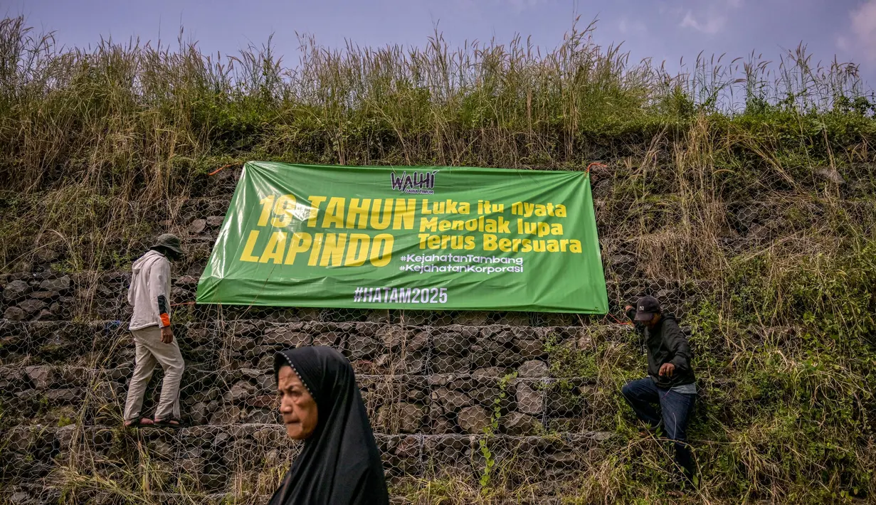 Bencana semburan lumpur Lapindo di Porong, Sidorajo, belum berakhir. Pada Kamis 29 Mei 2025, bencana ini resmi berusia 19 tahun. (JUNI KRISWANTO/AFP)