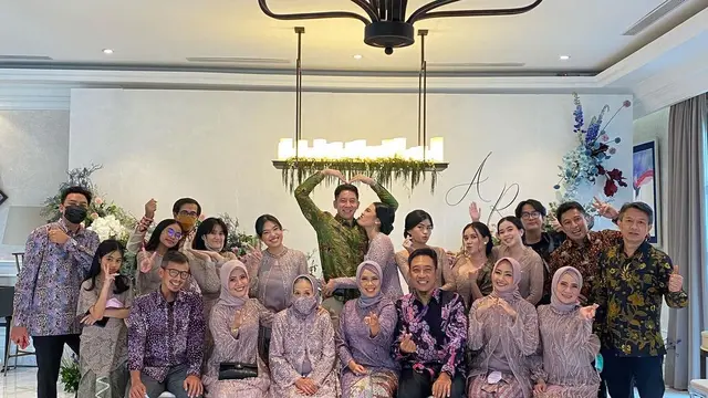 6 Potret Lamaran Alika Islamadina Keponakan Alya Rohali, Penuh Kebahagiaan
