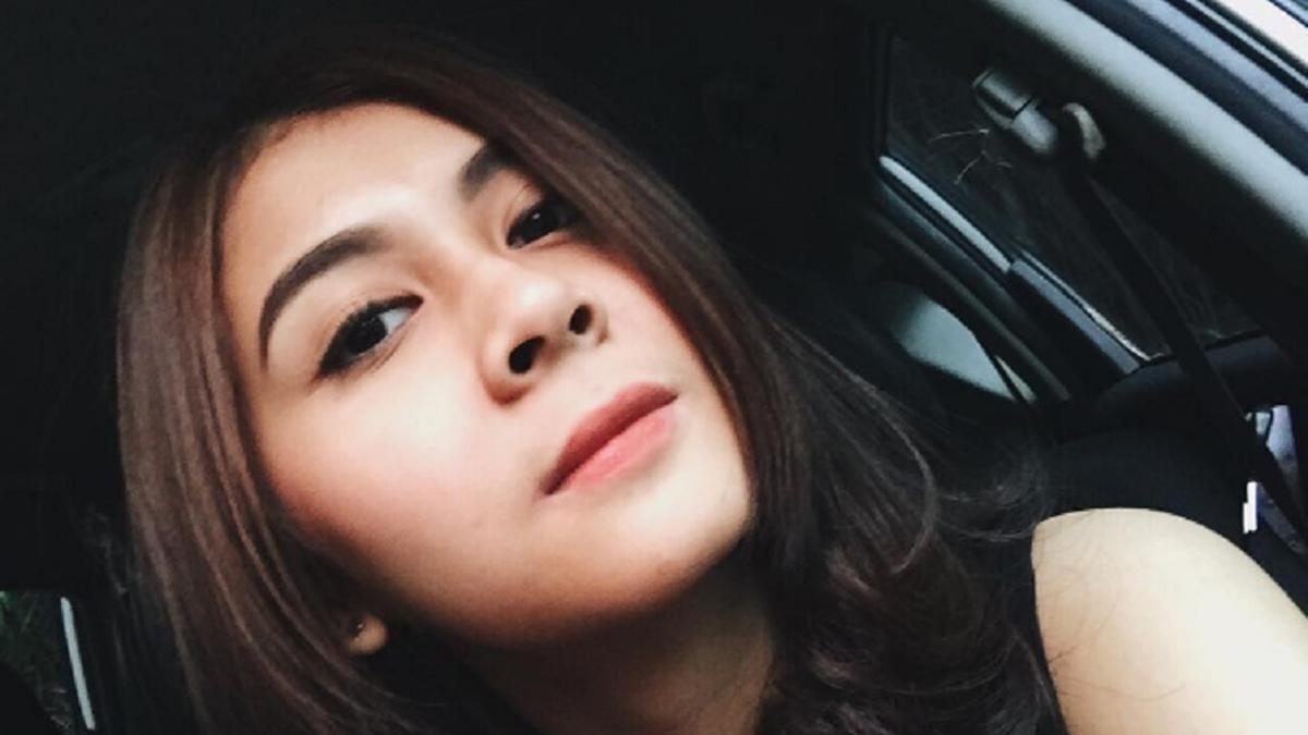 Foto Ciuman Kesha Ratuliu dan Pacar Beredar, Netizen Heboh - ShowBiz