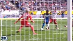 Hoffenheim terus berusaha agar dapat mengakhiri musim ini di peringkat empat besar seusai mengalahkan Hamburg 2-0 dalam lanjutan B...