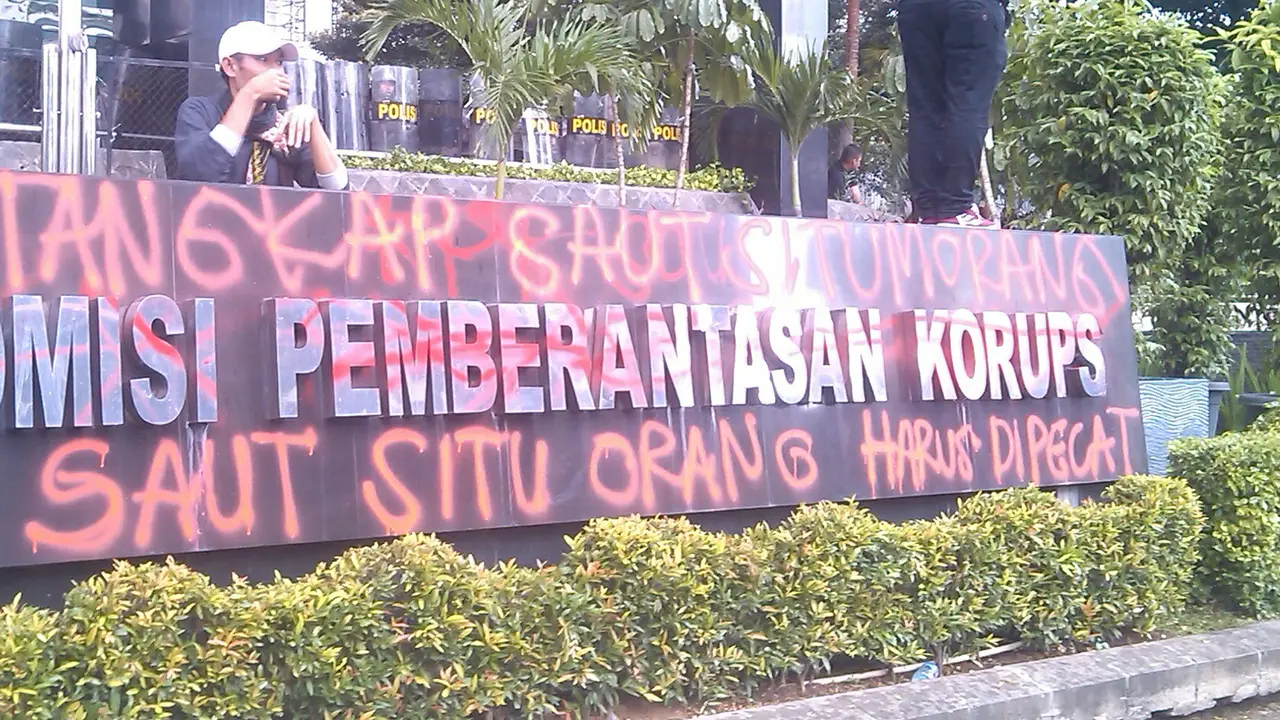 Demo HMI di KPK