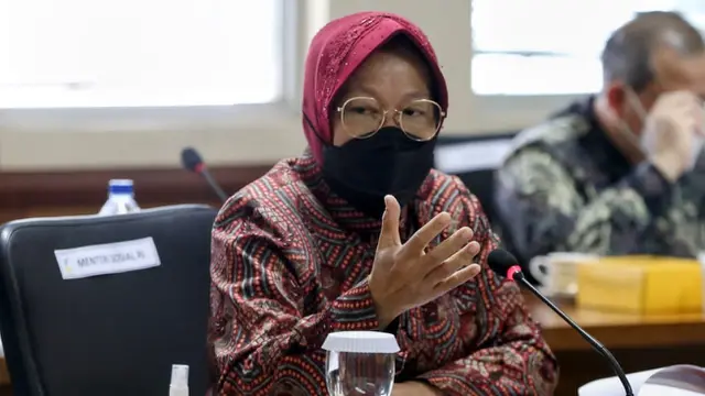 Menteri Sosial Tri Rismaharini atau Risma
