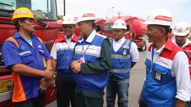 Jangan Panik, Jelang Natal dan Tahun Baru Stok BBM dan Elpiji Melon di Pantura Barat Aman (Liputan6.com/Fajar Eko Nugroho)