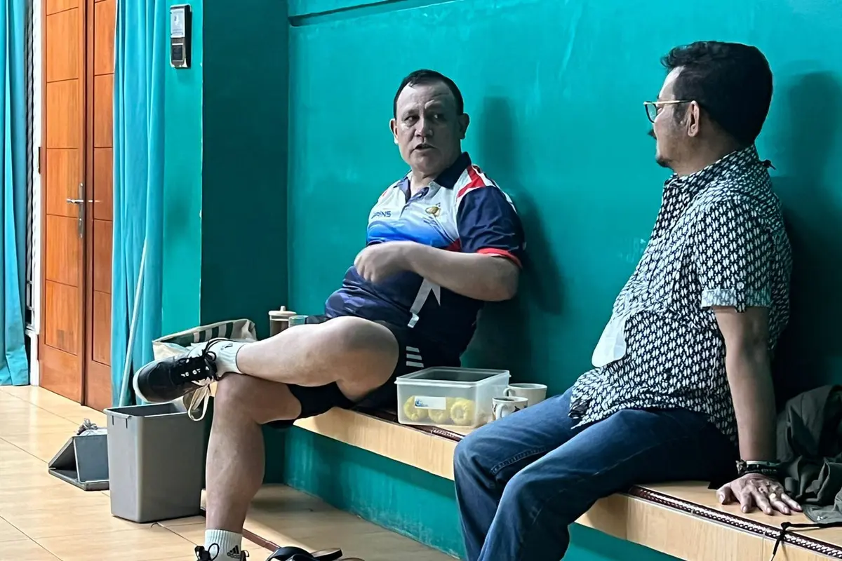 Beredar foto Ketua Komisi Pemberantasan Korupsi (KPK) Komjen Pol (Purn) Firli Bahuri bertemu dengan Menteri Pertanian Syahrul Yasin Limpo (SYL).