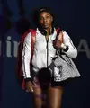 Petenis profesional Serena Williams sedang dalam masa berduka lantaran ia baru saja kehilangan sahabat berharganya. Jackie sang anjing peliharaan yang selama ini menemaninya sejak lama telah mati karena lanjut usia. (Bintang/EPA)