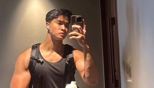 Yesaya Abraham luangkan waktu untuk olahraga. Pilihan olahraganya beragam dari sepak bola bareng teman-temn hingga nge-gym, melatih fisik di gimnasium. (Foto: Dok. Instagram @yesayaabrhm)