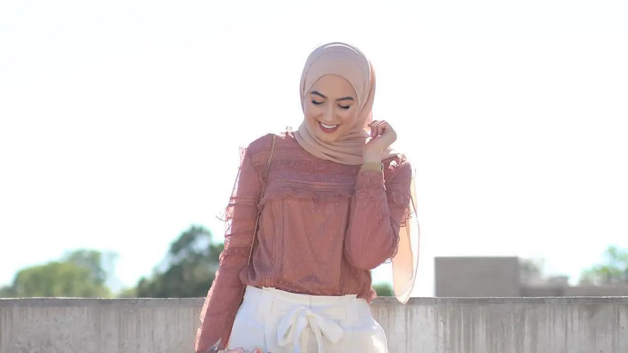 [Bintang] Ruffles hijab