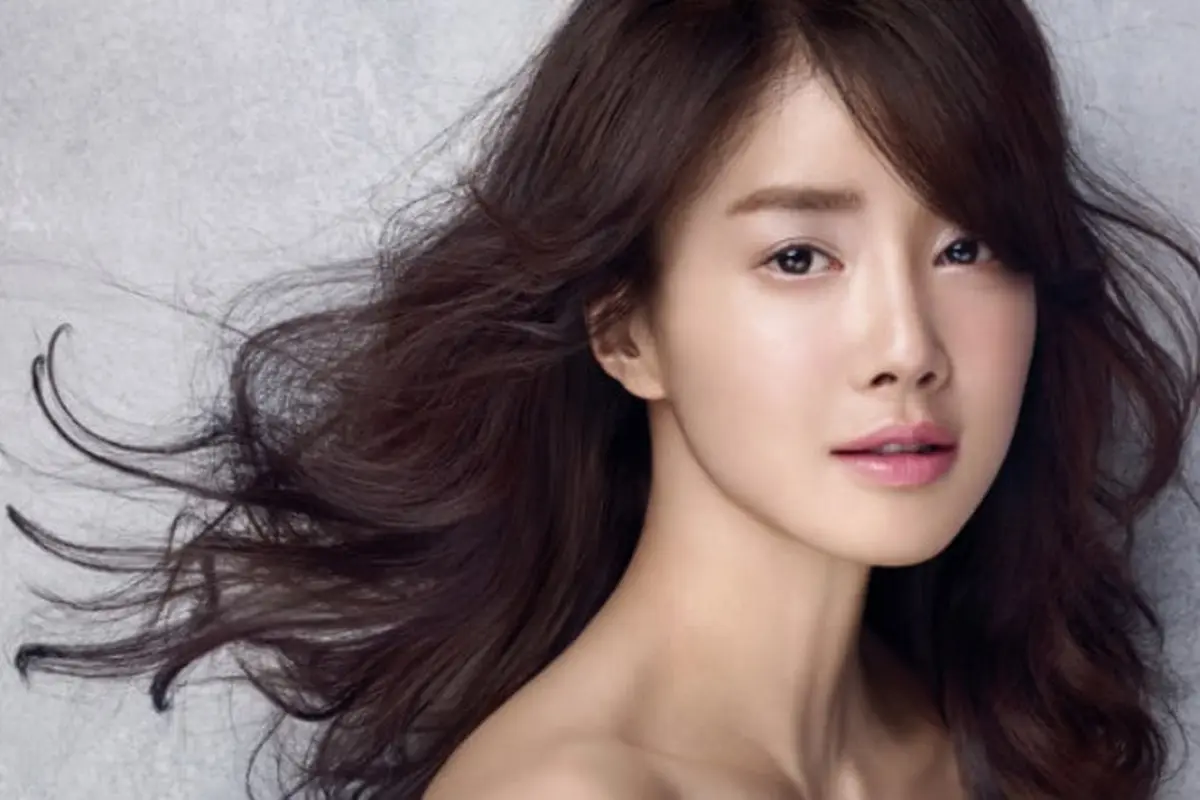 [Bintang] Selamat, Lee Si Young Dikaruniai Anak Pertama