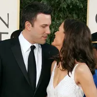 Ben Affleck dan Jennifer Garner dikabarkan telah berpisah sejak tahun 2015 silam. Seakan berubah pikiran, keduanya pun kembali rujuk dengan beberapa alasan yang membuat keputusan itu muncul. (AFP/Bintang.com)