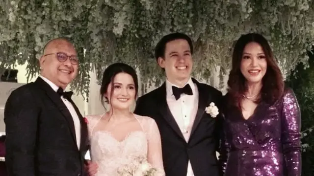 Deretan foto Gaya Maia Estianty di Yerusalem, salah satunya ke kondangan,  credit: Instagram/(@maiaestiantyreal)