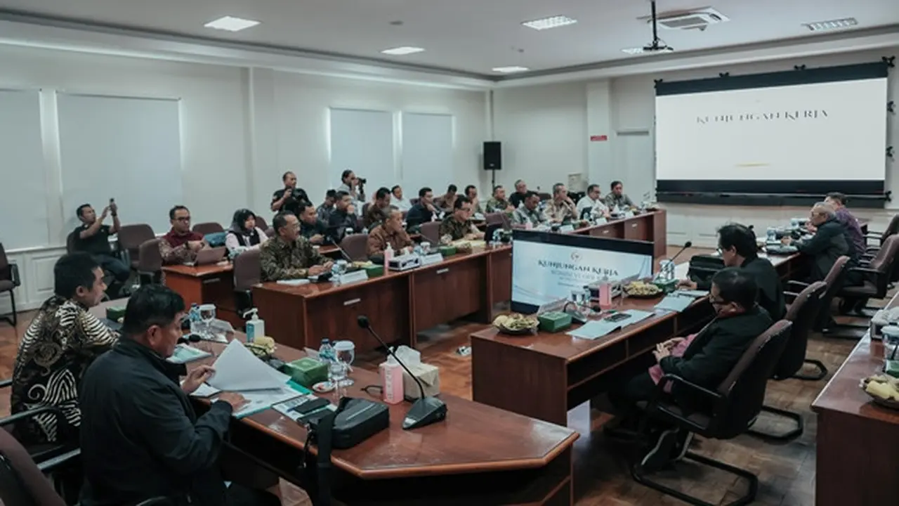 Pertemuan Komisi VI DPR dan PTPN saat kunjungan kerja spesifik di PTPN IV PalmCo Regional III.