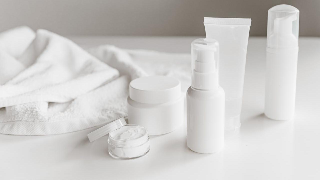 Jangan Asal-asalan, Begini Urutan Basic Skincare Remaja untuk Jaga Kulit Tetap Sehat dan Glowing