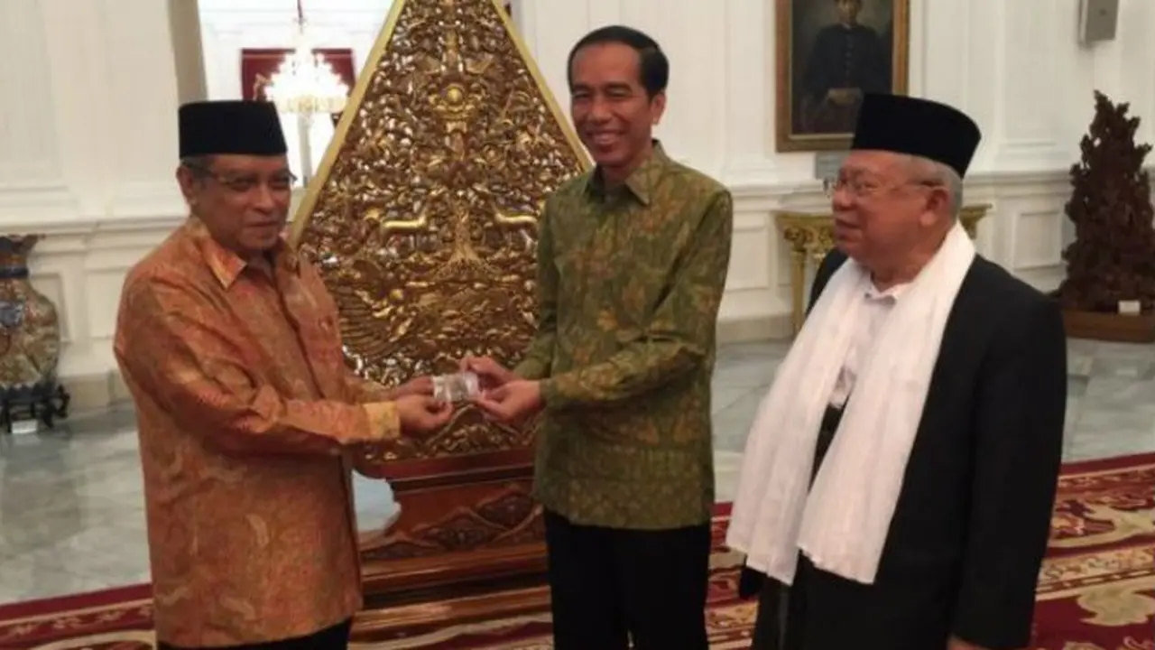 Jokowi Terima Kartu Anggota NU