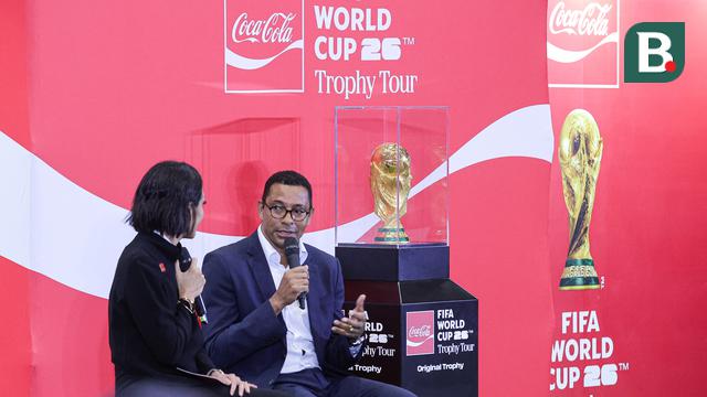 Gilberto Silva - Trofi Piala Dunia
