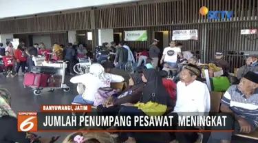 Imbas erupsi Gunung Agung, penumpang pesawat asal Bali dengan tujuan penerbangan Surabaya dan Jakarta memilih terbang dari Bandara Banyuwangi, Jawa Timur.