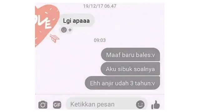 6 Jawaban Absurd Saat Ditanya Lagi Apa di Chat Ini Kocak