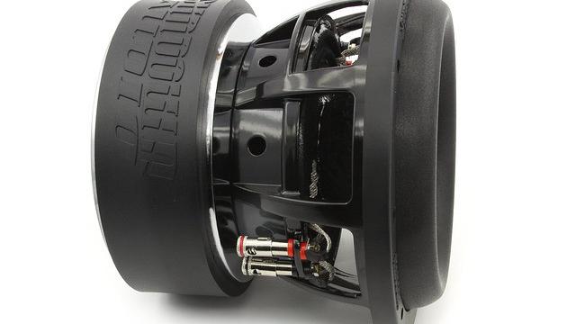 Kapasitor Bank Mobil - Image by Caraudiocompl from Pixabay