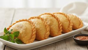 Trik membuat pastel kering renyah tahan lama seperti ini (Gemini AI)