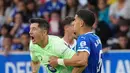 Dan di lintas kompetisi musim ini, Robert Lewandowski telah mencetak 12 gol. (Cesar Manso/AFP)