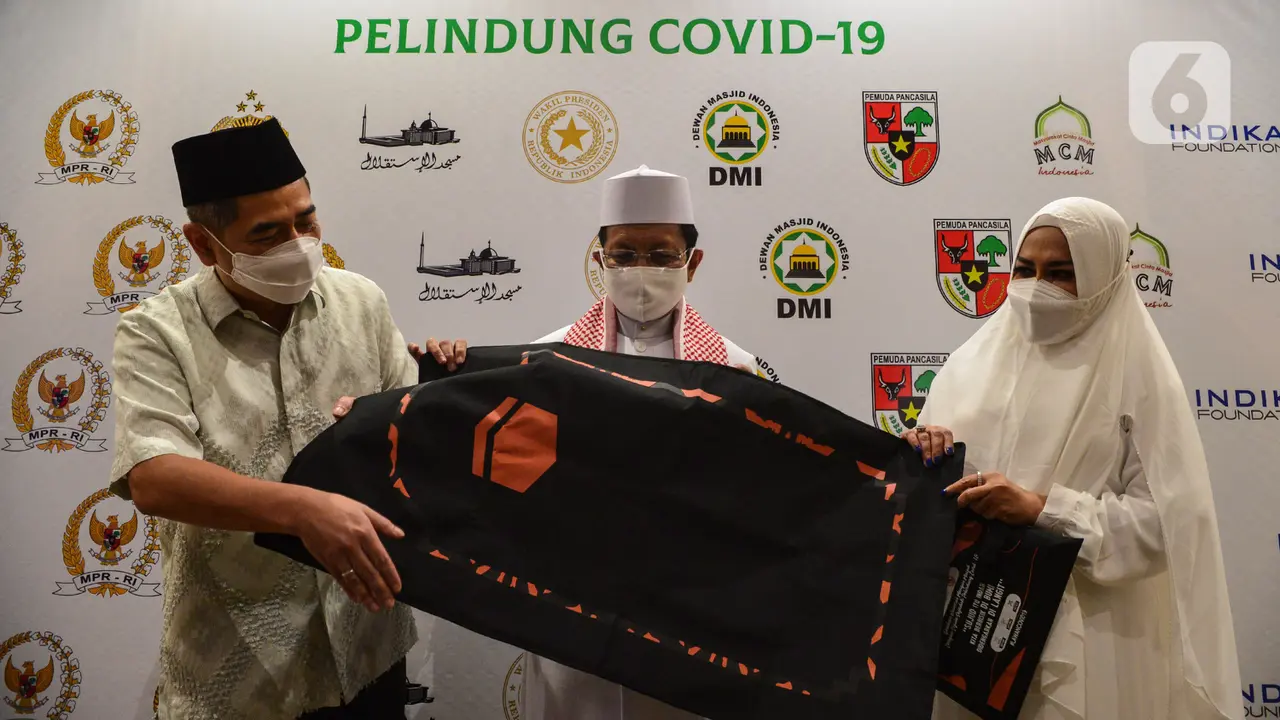 Gerakan Satu Juta Sajadah Pelindung COVID-19