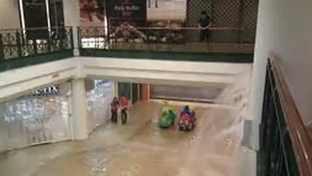 multi-banjir-singapura-2-140124-c.jpg