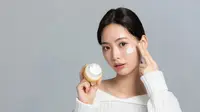 Rahasia Skincare Acne-Prone: Bukan Banyak Produk, Tapi Urutan yang Benar