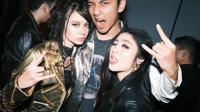 Yuki Kato dan Ofar Guchi