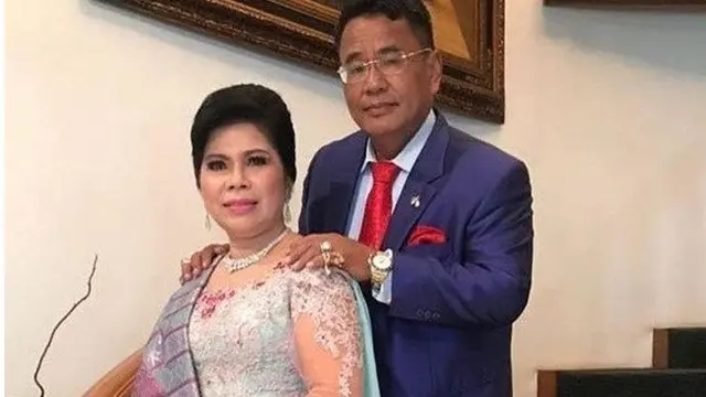 Istri Ulang Tahun ke-60, Ini 5 Potret Kebersamaan Hotman Paris dan Keluarganya