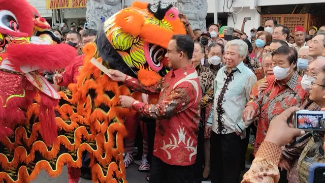 Gubernur DKI Jakarta Anies Baswedan meresmikan Gapura China Town Jakarta Kamis, (30/6/2022).  (Liputan6.com/Winda Nelfira)