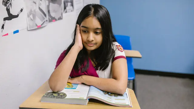 Memandang Buruk Dirinya Sendiri