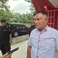 Bupati Lampung Selatan Nanang Ermanto usai menjalani uji kelayakan dan kepatutan sebagai balon bupati di PDI Perjuangan Lampung. Foto : (Liputan6.com/Ardi).