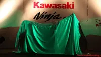 PT Kawasaki Motor Indonesia (KMI) siap menggebrak pasar sepeda motor nasional dengan sederet model baru