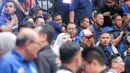 <p>Presiden RI ke-6, Susilo Bambang Yudhoyono (tengah) selaku pembina sekaligus pemilik LavAni Allobank Electric turut menyaksikan laga grand final PLN Mobile Proliga 2024 menghadapi Jakarta Bhayangkara Presisi di Indonesia Arena, Senayan, Jakarta, Minggu (21/7/2024). Jakarta LavAni Allobank Electric kalah 1-3 (30-28, 22-25, 22-25 dan 23-25). (Bola.com/Bagaskara Lazuardi)</p>