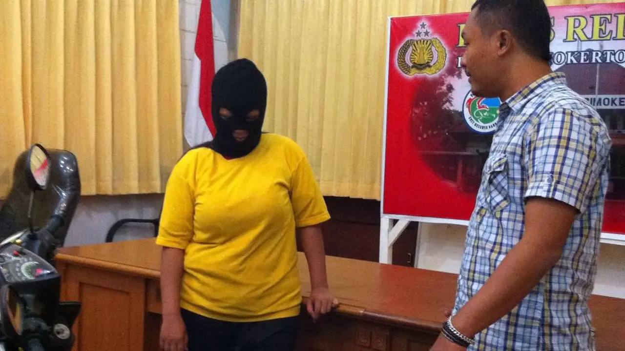 Wanita manis andalkan tipuan bercinta gratis
