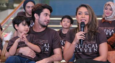 Resep Kompak Reza Rahadian Dan Adinia Wirasti Di Critical Eleven News Entertainment Fimela Com