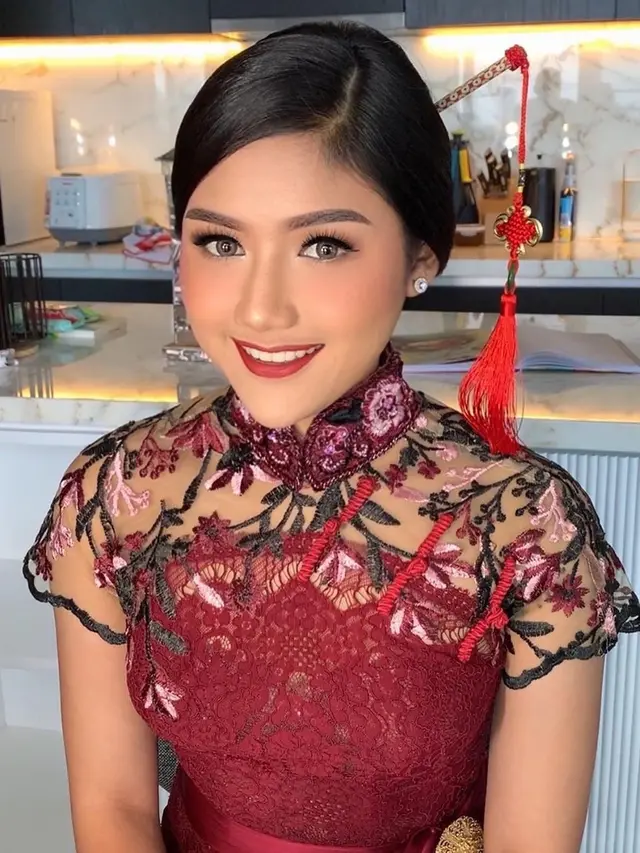 Potret Erina Gudono di Perayaan Imlek Nasional 2023, Banjir Pujian