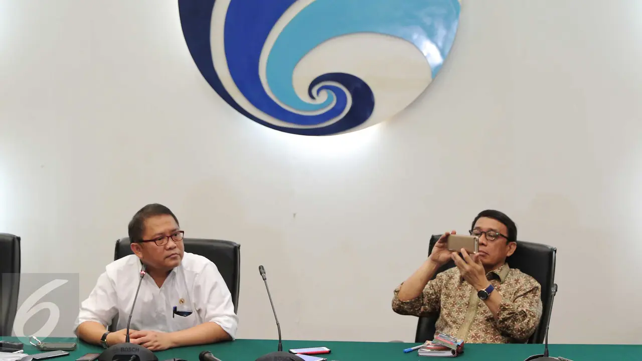 20160315- Menkominfo Preskon untuk Uber dan Grab Car- Rudiantara-Jakarta