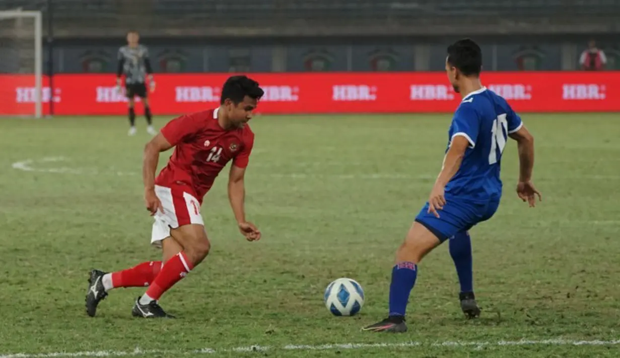 Indonesia mencoba mengambil inisiatif serangan begitu pertandingan dimulai. Pasukan Shin Tae-yong tampak mengandalkan kecepatan para pemain dari sisi sayap.  (Dok. PSSI)