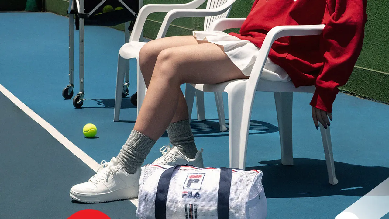 Rangkaian Aksesori Multifungsi untuk Tampilan Sporty Starbucks X Fila