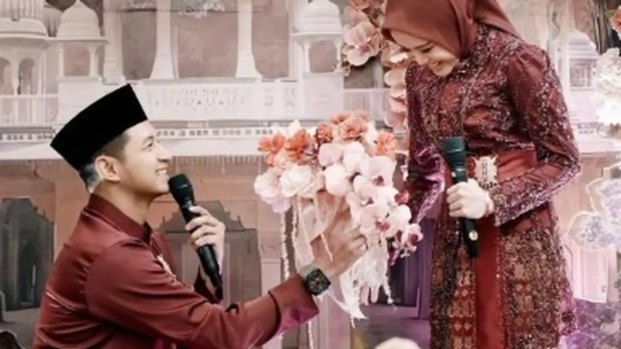 Chand Kelvin lamaran (Instagram/chand_kelvin)