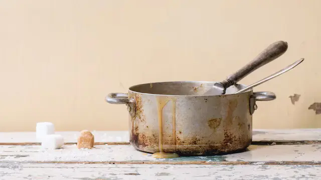 Panci Berkarat Bisa Kembali Mulus, Ini Cara Ampuh Membersihkannya